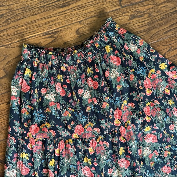 THE GREAT | The Day Dream Skirt in Black Enchanted Floral // Size 0 - Picture 3 of 5